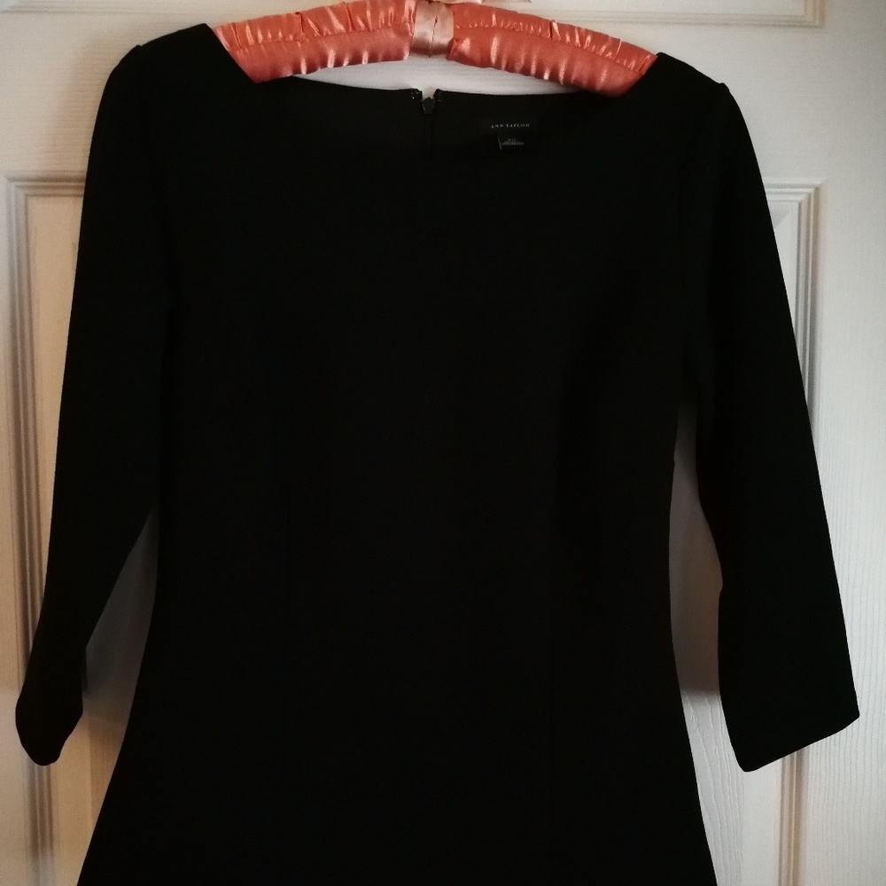 ANN TAYLOR TOP